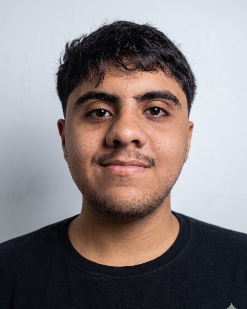 Gustavo — Professor de Inglês